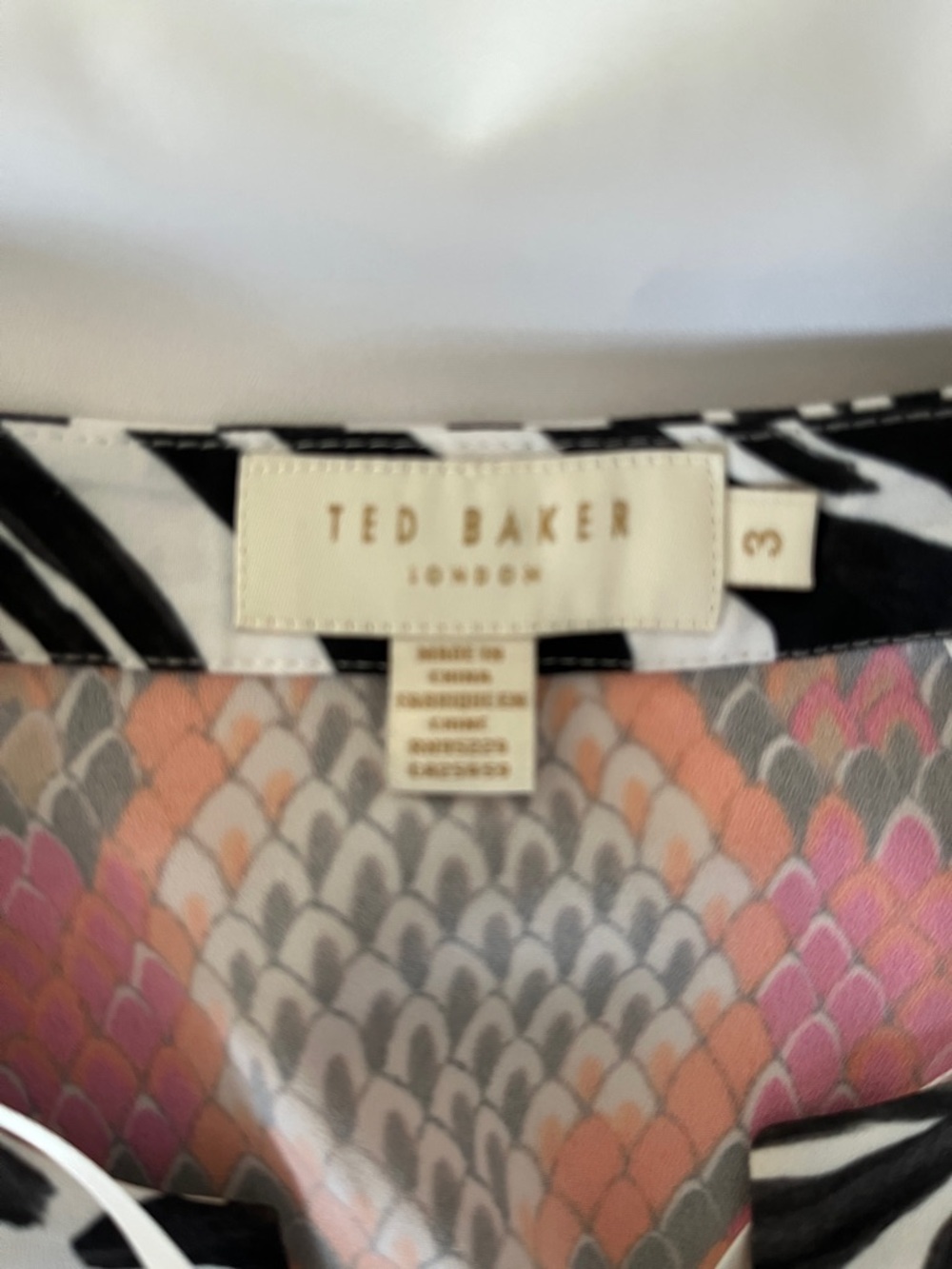 Ted Baker Elvina Samba White Blouse with Hot Pink Floral & Zebra Trim - Picture 9 of 13